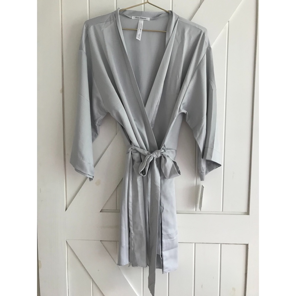 Knee-length Robe